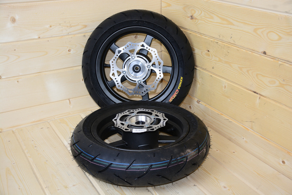 Обод 12" (компл. 2шт) 120/70-12"+110/70-12" с резиной супермото алюминий/черный pitbikemarket.ru